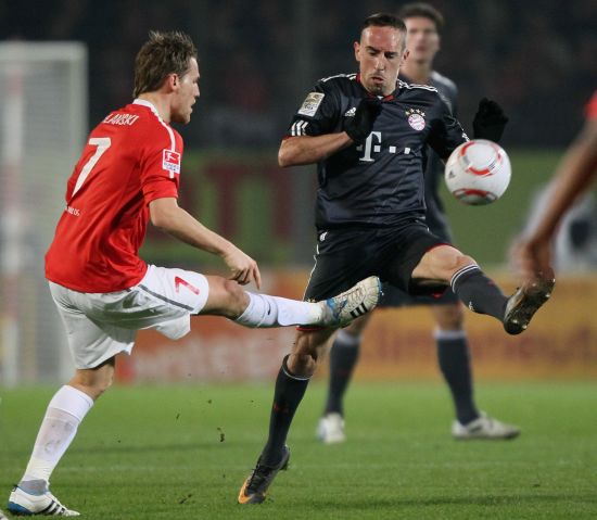 些如武大靖 些如武大靖